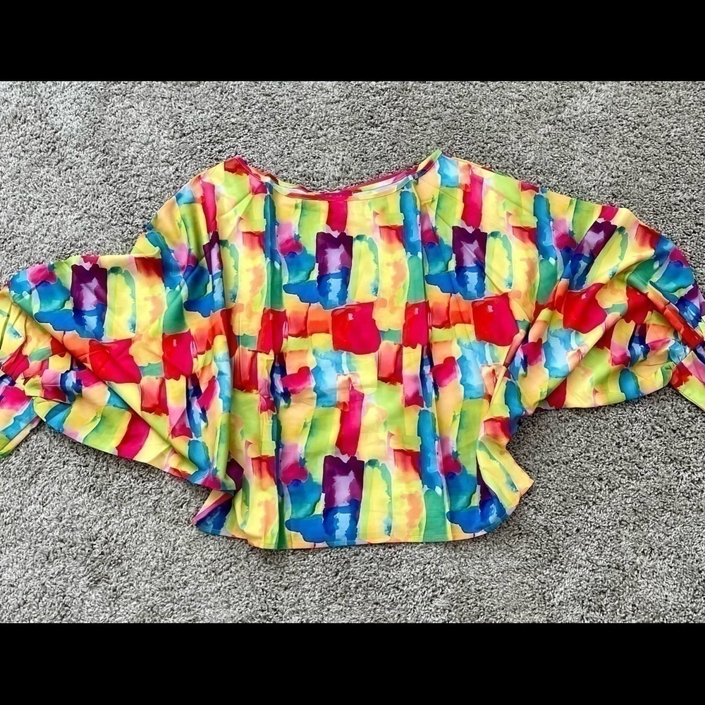 Beautiful Colorful Top - Picture 4 of 4